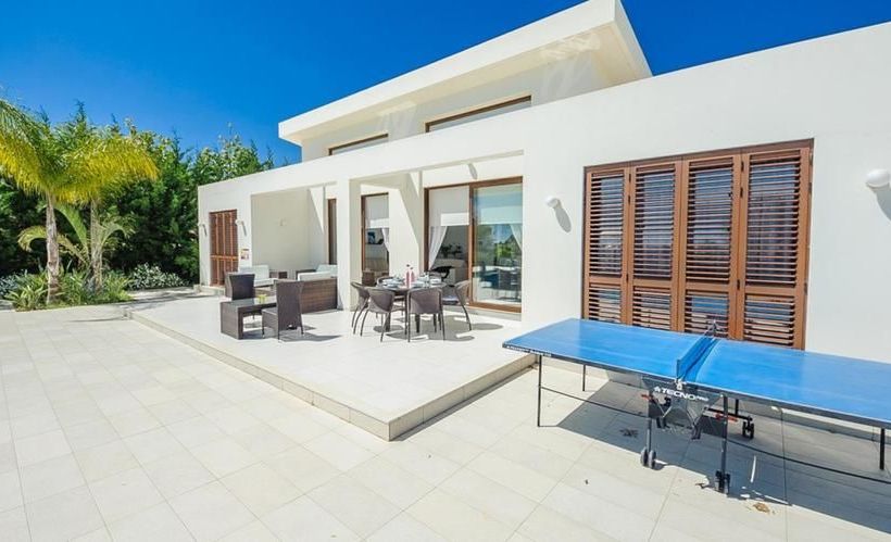 Oceanview Luxury Villa 069