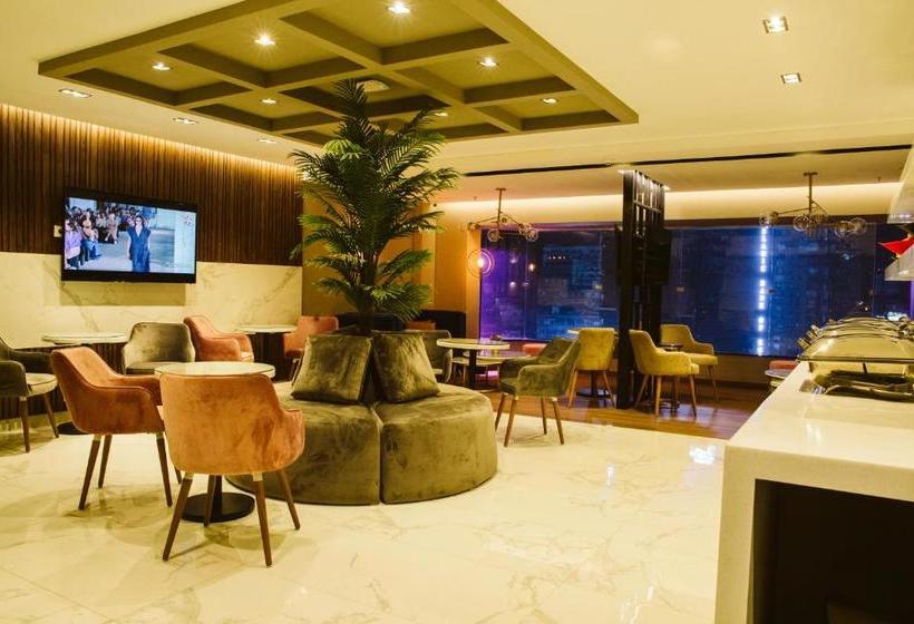 Pyramisa Downtown Residence