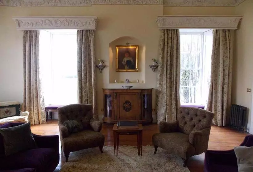 Ash Hill B & B
