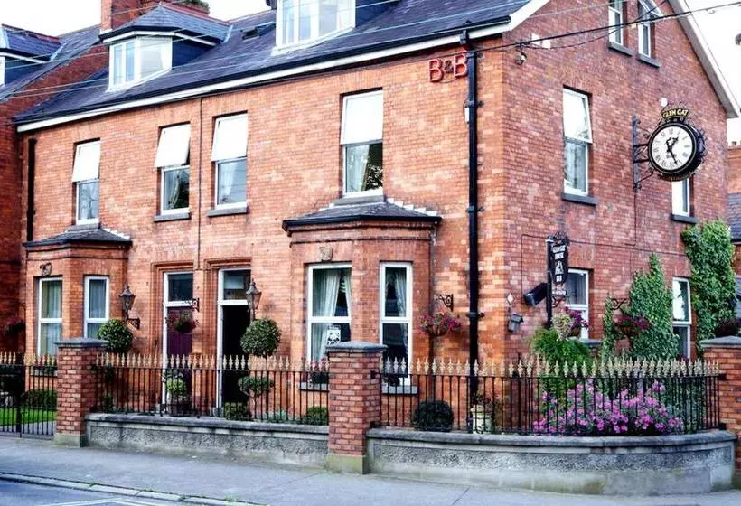 تختخواب و صبحانه Glen Gat House