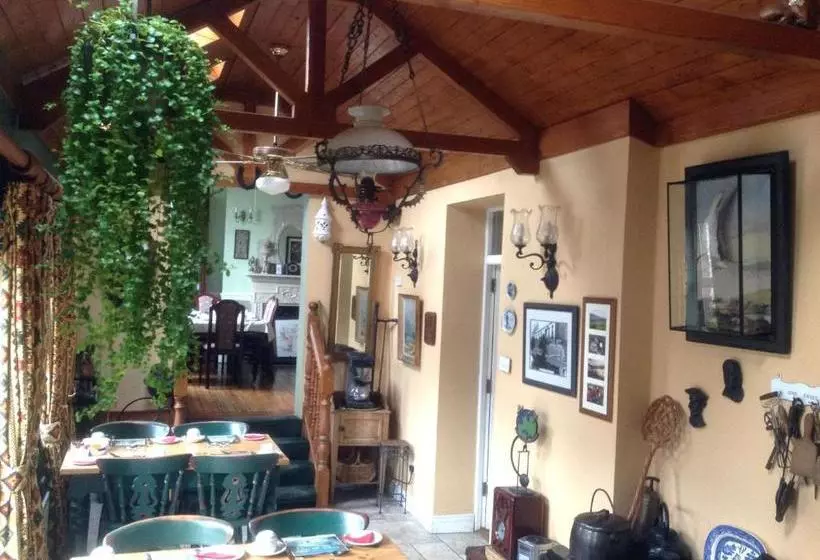 تختخواب و صبحانه Glen Gat House