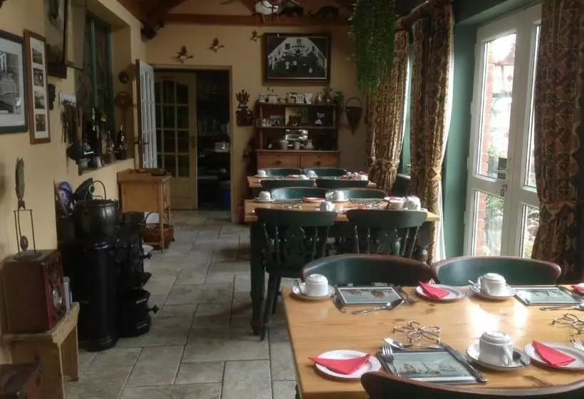 تختخواب و صبحانه Glen Gat House