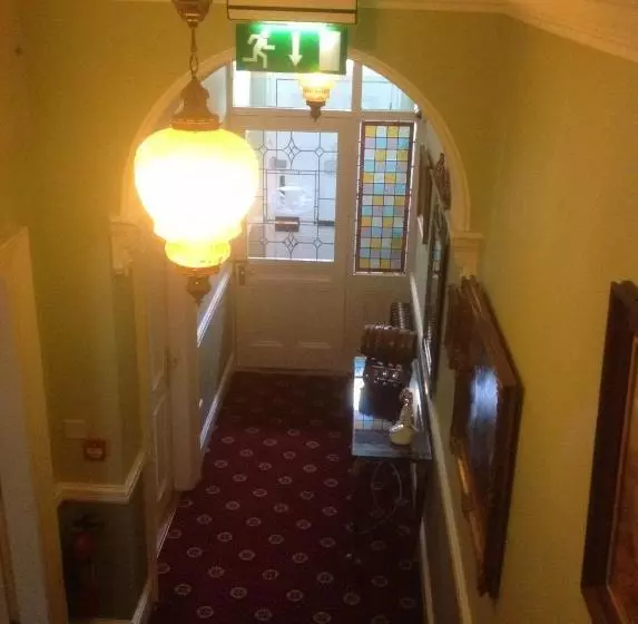 تختخواب و صبحانه Glen Gat House