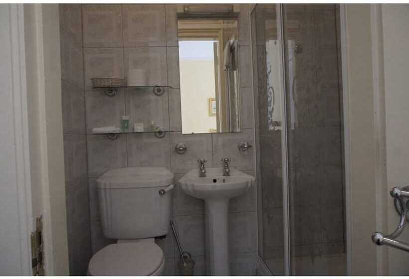 Bed and Breakfast Ivyleigh House