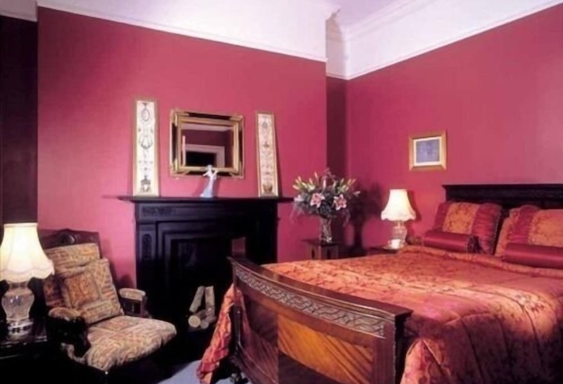 ベッドアンドブレックファースト Ivyleigh House