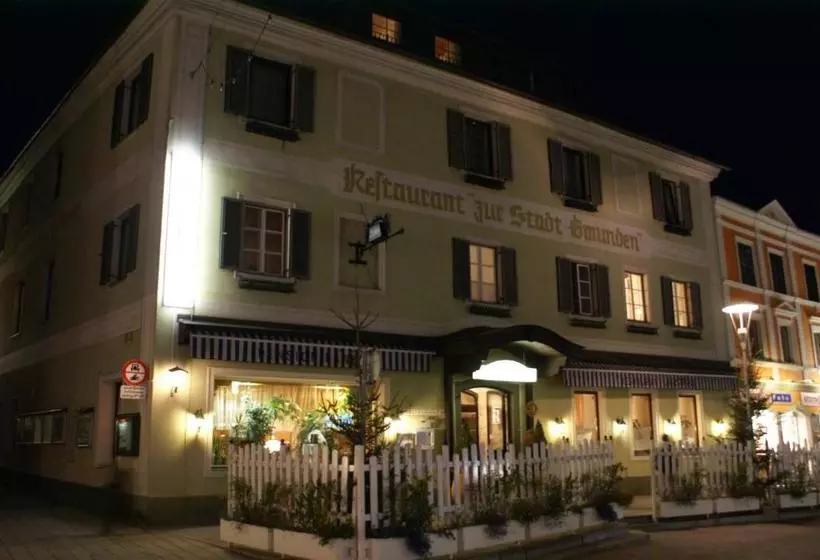 ベッドアンドブレックファースト Krmstl Zur Stadt Gmunden