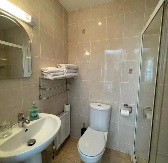 Deerbrook House B&b