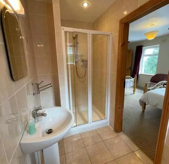 Deerbrook House B&b