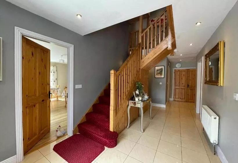 Deerbrook House B&b