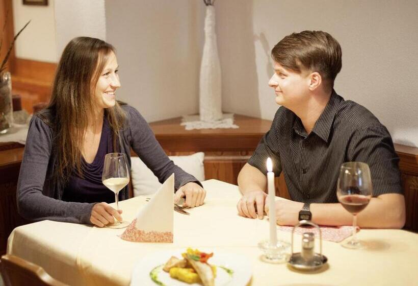 酒店 Gasthof Zur Traube