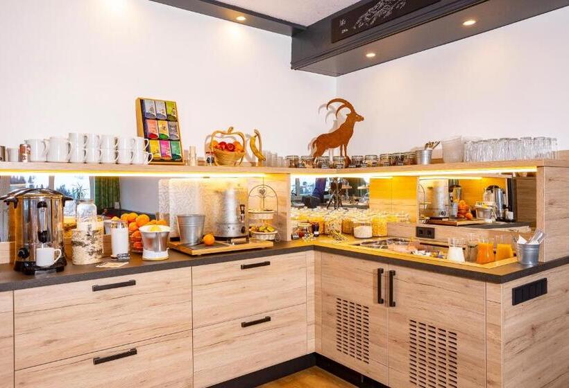 هتل Haus Garni Luggi Leitner