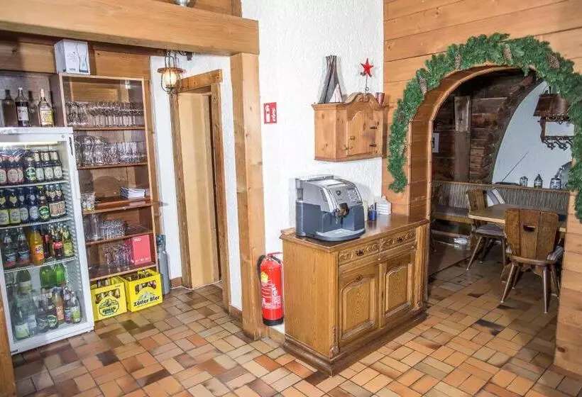Hotelli Haus Garni Luggi Leitner