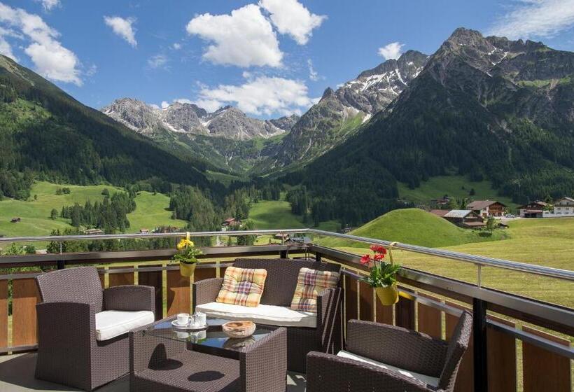 هتل Haus Garni Luggi Leitner