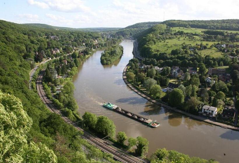 هتل La Fête Au Palais