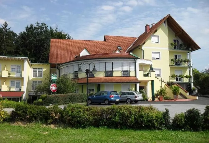 Hotelli Panoramahof Ziegler