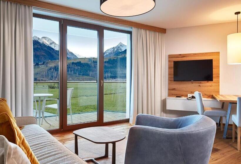 בית מלון כפרי Sonja Alpine Resort