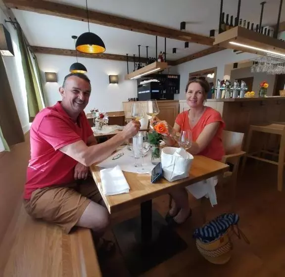 Hotel Wirtshaus Restaurant Pension Steirerland