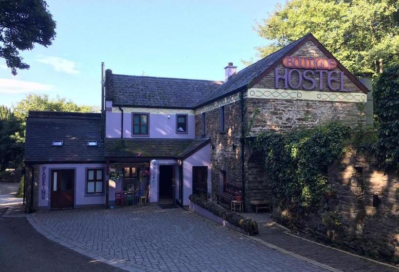 Moville Boutique Hostel & Apartments