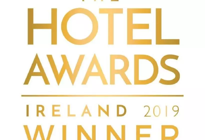 Moville Boutique Hostel & Apartments