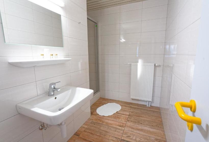 Retkeilymaja Jugend  Und Familiengästehaus Klagenfurt