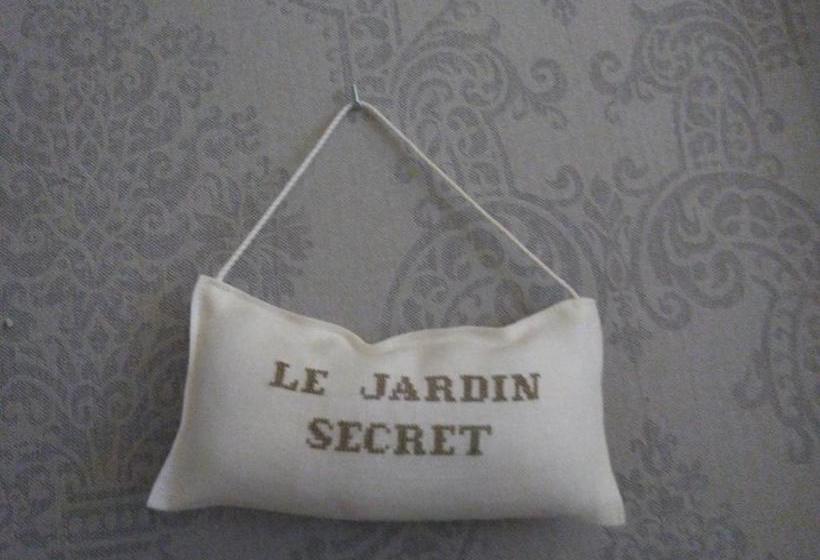 مبيت وإفطار Casa Cosi, Tourist & Business Suites & Flats With Reserved Parking, Private Sauna Available