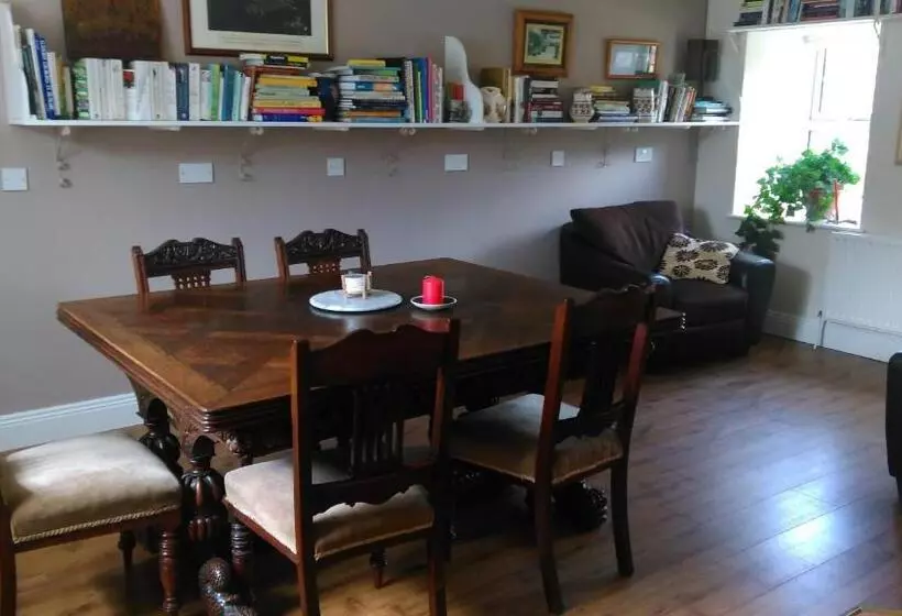 Aamiaismajoitus (B&B) Ballinwillin House