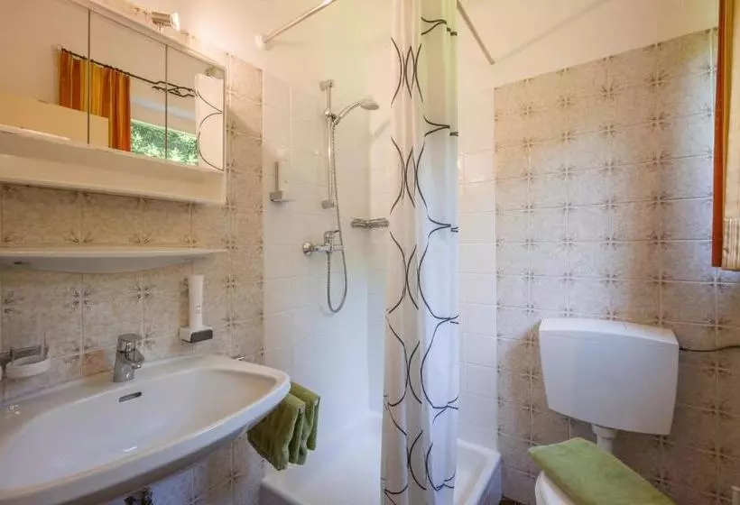 تختخواب و صبحانه Gästehaus Greger