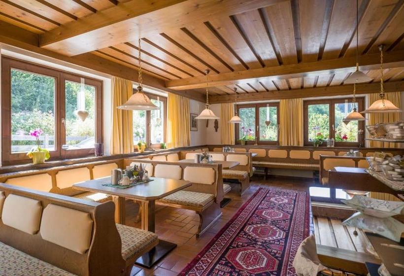 ベッドアンドブレックファースト Gästehaus Greger