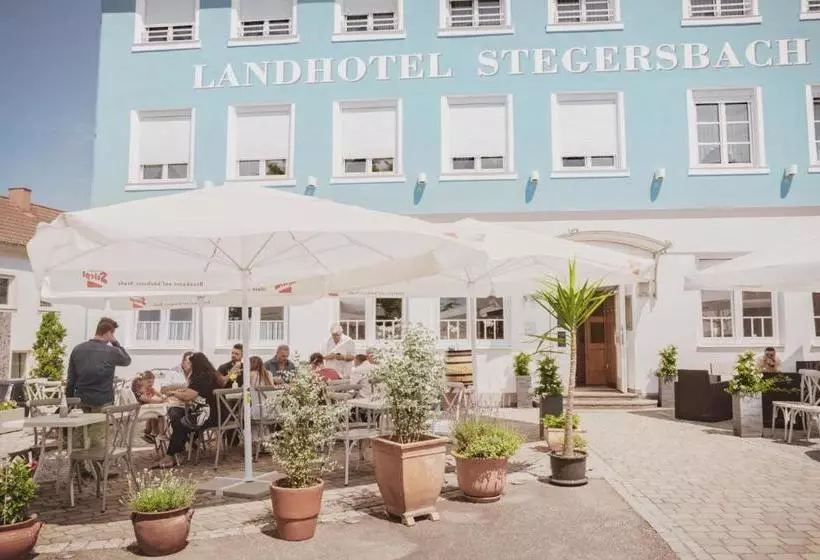 ベッドアンドブレックファースト Landhotel Stegersbach