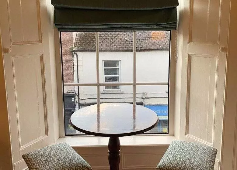 Aamiaismajoitus (B&B) Hallahan S