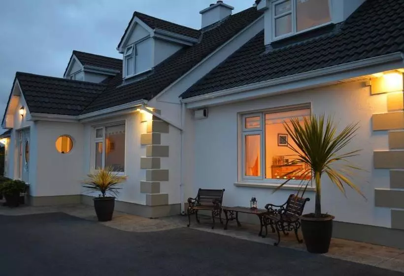 Cornerstones B&b