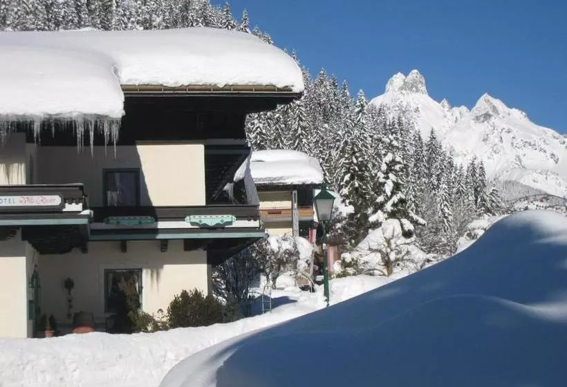 Hotelli Alpen Villa Rieder