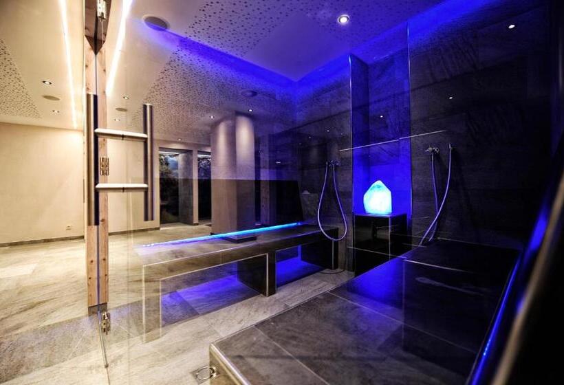 בית מלון כפרי Arnika