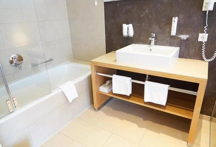 Quality Hosts Arlberg Hotel Goldenes Kreuz B&b