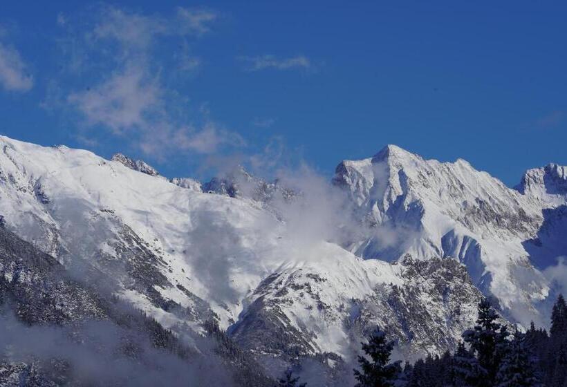 Quality Hosts Arlberg Hotel Goldenes Kreuz B&b