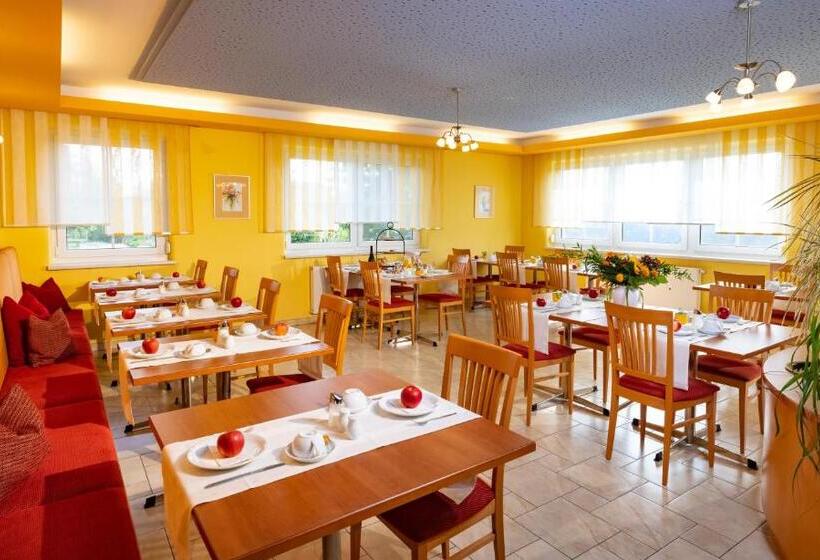 Golf & Thermenland Sonnenpension Frühstückshotel Burgauberg Stegersbach
