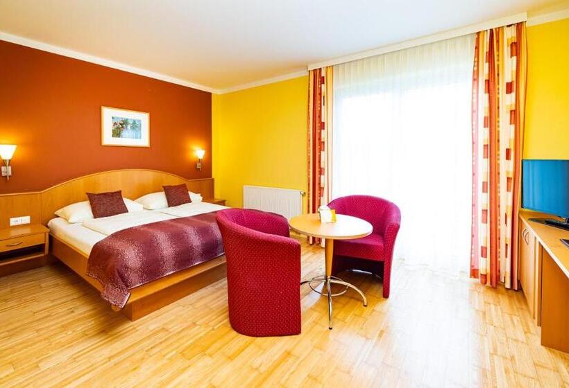 Golf & Thermenland Sonnenpension Frühstückshotel Burgauberg Stegersbach