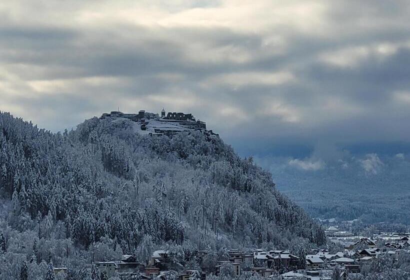 בית מלון כפרי Jäger