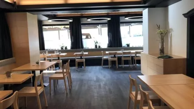Hotelli Der Löwen, Löwen Betriebs  Und Management Gmbh
