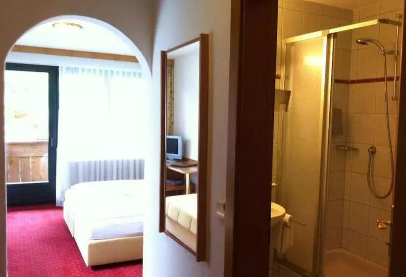 Hotelli Medrazerhof