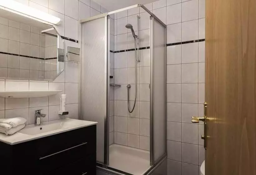 Hotelli Medrazerhof