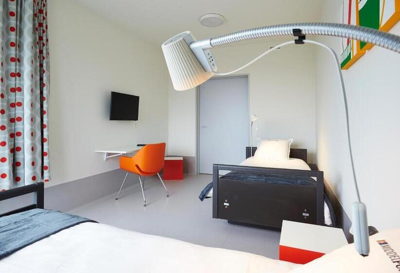 هتل Middelpunt   Gratis Parking   Ontbijt Inbegrepen!