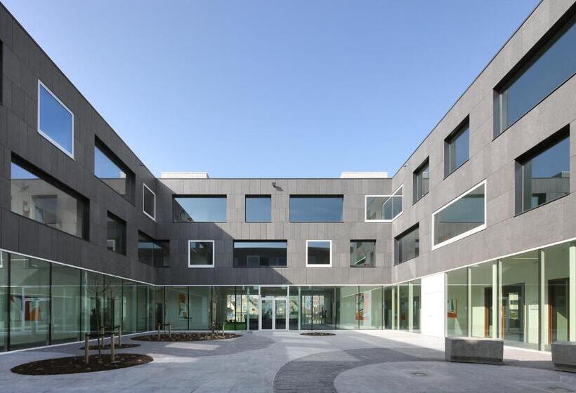 هتل Middelpunt   Gratis Parking   Ontbijt Inbegrepen!