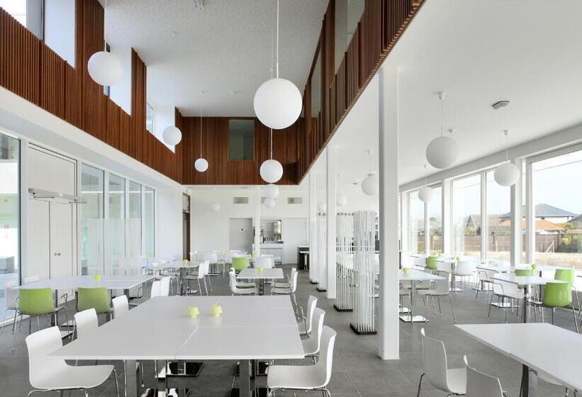 هتل Middelpunt   Gratis Parking   Ontbijt Inbegrepen!