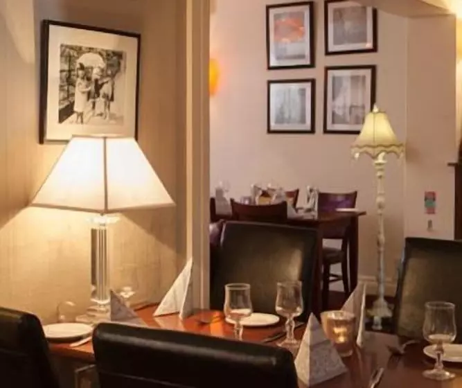 New Park Hotel Athenry