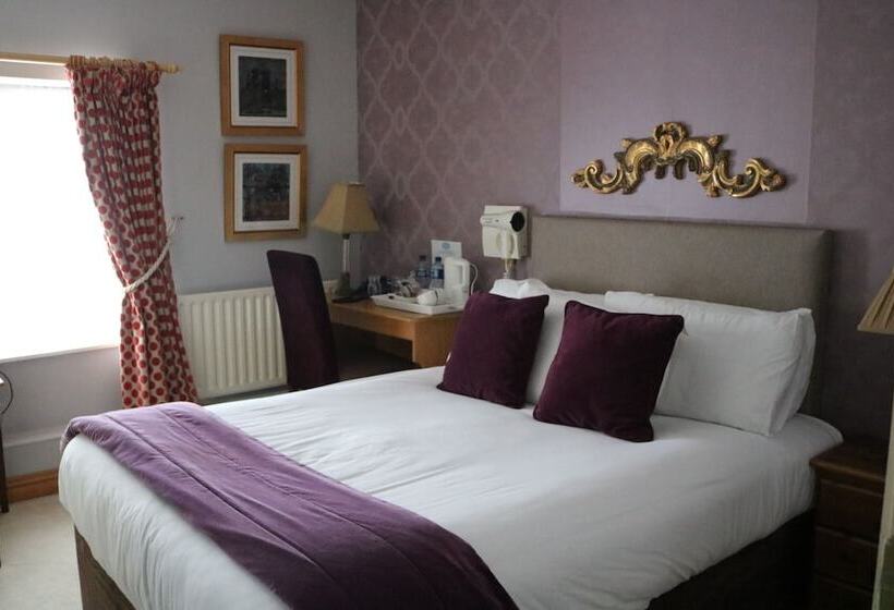 New Park Hotel Athenry