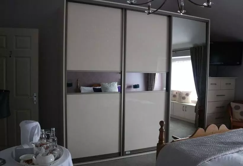 New Park Hotel Athenry