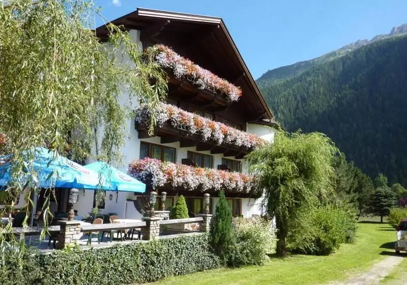 ホテル Rosengarten
