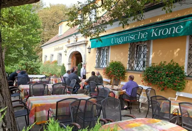 ホテル Ungarische Krone