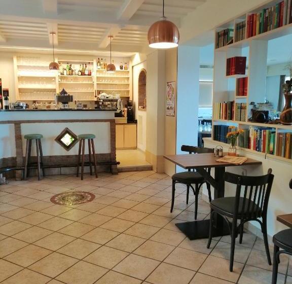 Отель Grüner Heinrich Bett&frühstück